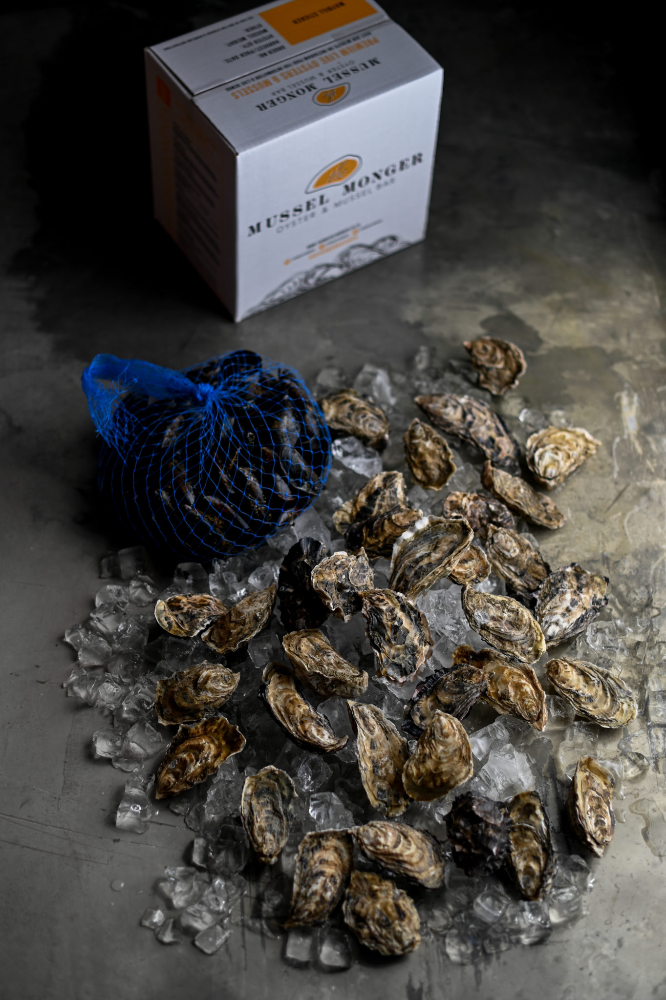 4KG MUSSELS AND 36 OYSTERS Mussel Monger